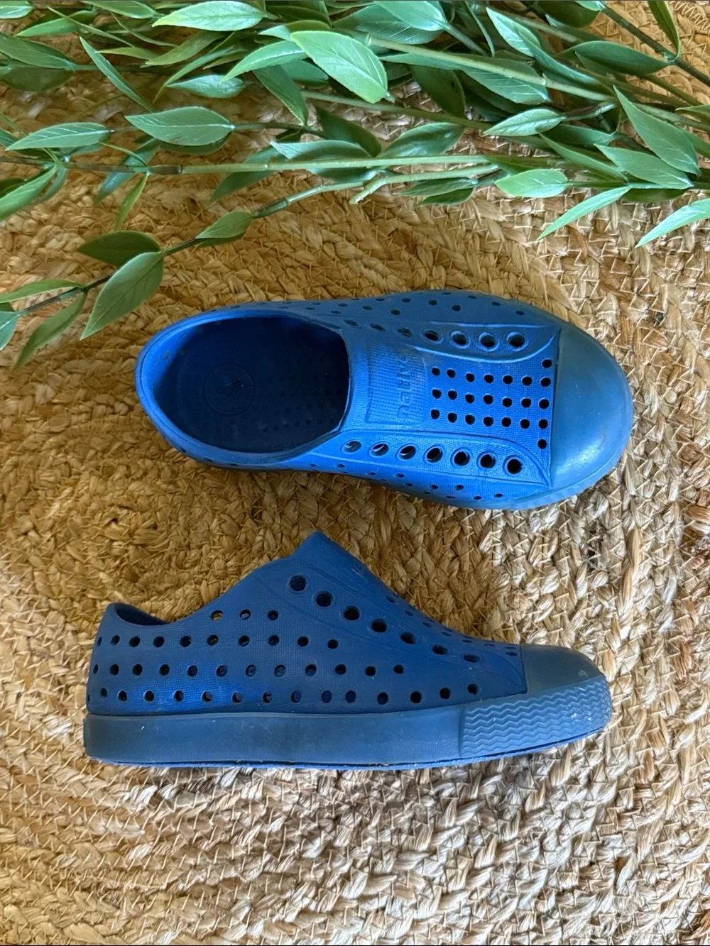 Native Toddler Jefferson Blue With Blue Trim Slip On Shoes. Size 8